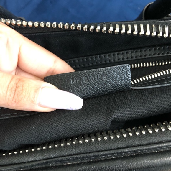 GIVENCHY MEDIUM ANTIGONA BAG IN GRAINED LEATHER - Picture 6 of 7